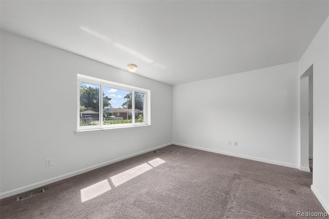 34624 Michelle Drive, Romulus, MI 48174