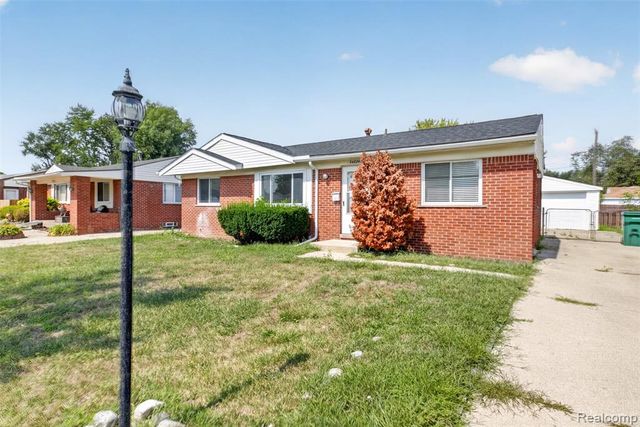 34624 Michelle Drive, Romulus, MI 48174