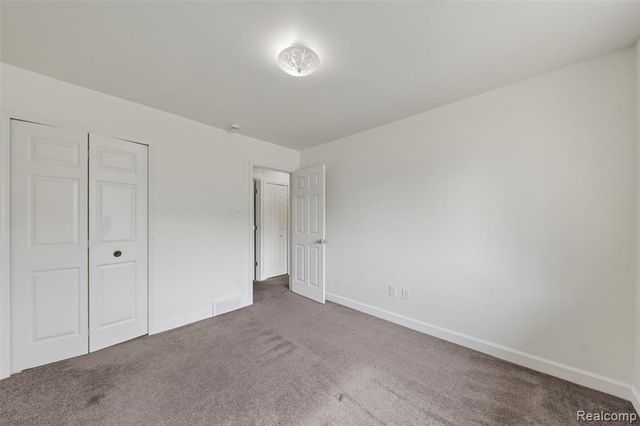34624 Michelle Drive, Romulus, MI 48174