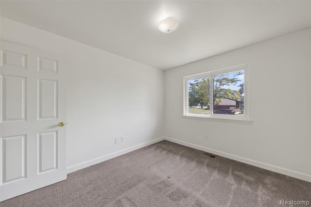 34624 Michelle Drive, Romulus, MI 48174