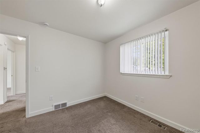 34624 Michelle Drive, Romulus, MI 48174