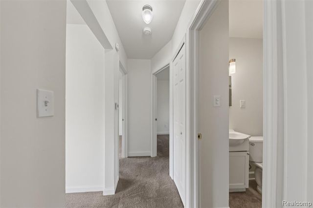 34624 Michelle Drive, Romulus, MI 48174