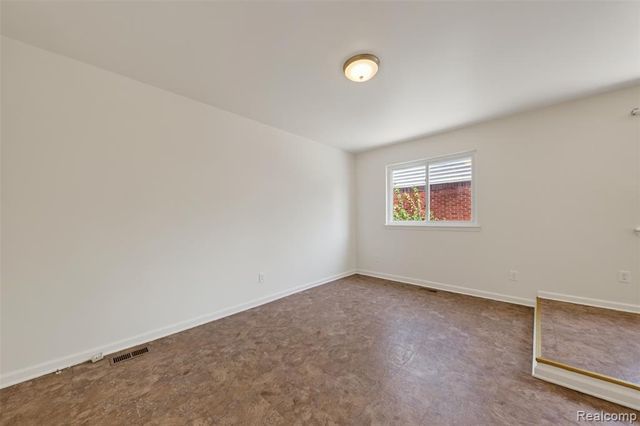 34624 Michelle Drive, Romulus, MI 48174