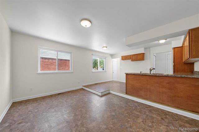 34624 Michelle Drive, Romulus, MI 48174