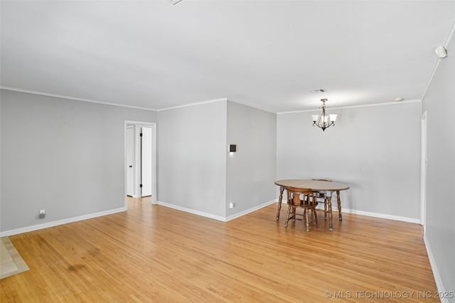 2406 S Joplin Avenue, Tulsa, OK 74114