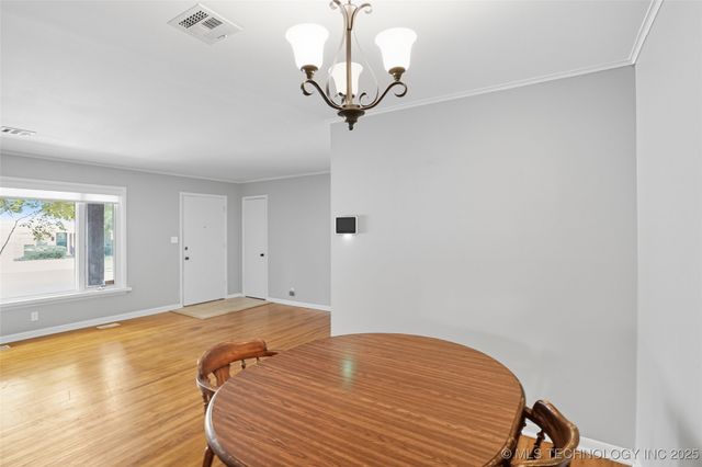 2406 S Joplin Avenue, Tulsa, OK 74114