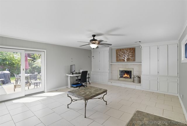 2406 S Joplin Avenue, Tulsa, OK 74114