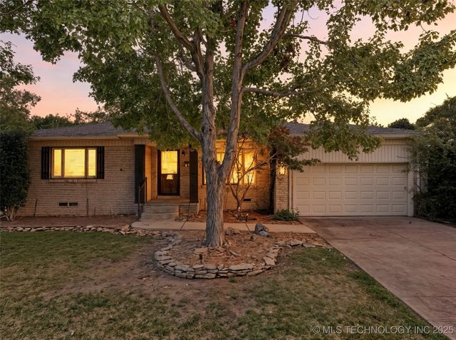 2406 S Joplin Avenue, Tulsa, OK 74114