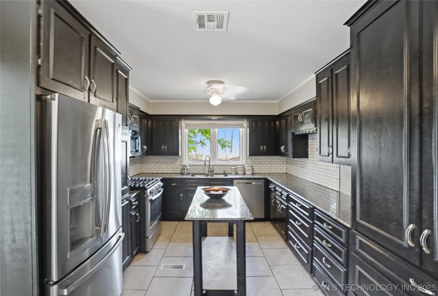 2406 S Joplin Avenue, Tulsa, OK 74114