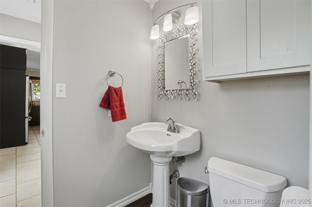 2406 S Joplin Avenue, Tulsa, OK 74114