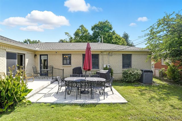 2406 S Joplin Avenue, Tulsa, OK 74114