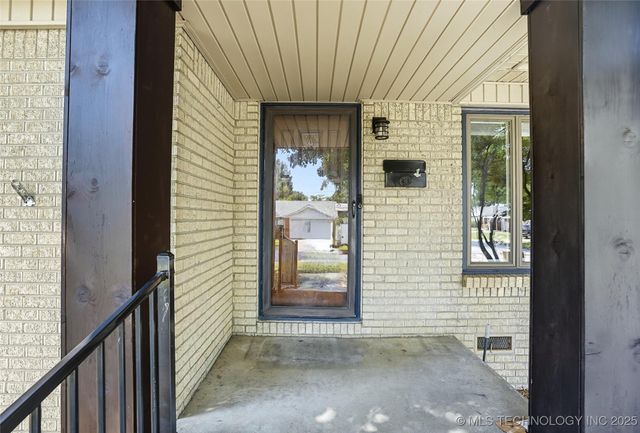 2406 S Joplin Avenue, Tulsa, OK 74114