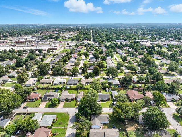 2406 S Joplin Avenue, Tulsa, OK 74114