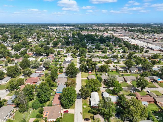 2406 S Joplin Avenue, Tulsa, OK 74114