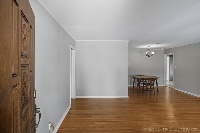 2406 S Joplin Avenue, Tulsa, OK 74114