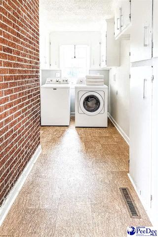 607 E Roosevelt Street, Dillon, SC 29536