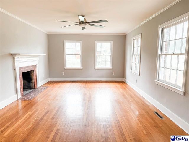 607 E Roosevelt Street, Dillon, SC 29536