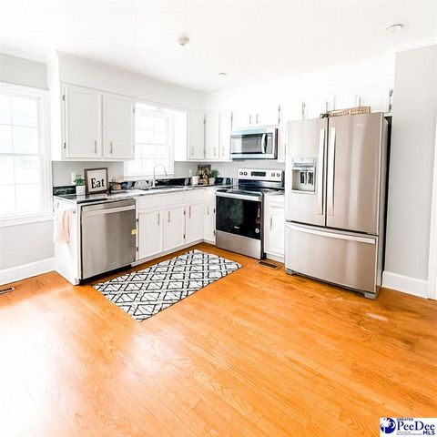 607 E Roosevelt Street, Dillon, SC 29536