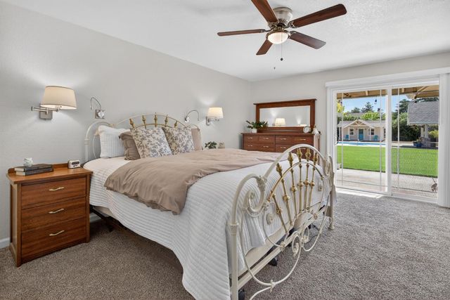 8420 W Fairoaks Rd, Tracy, CA 95304