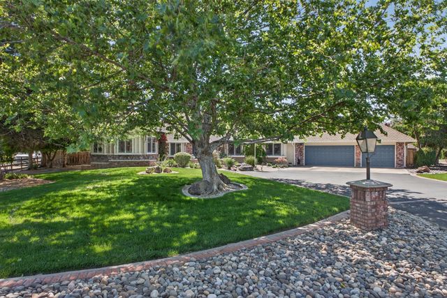 8420 W Fairoaks Rd, Tracy, CA 95304