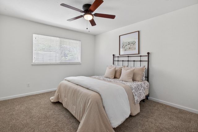 8420 W Fairoaks Rd, Tracy, CA 95304