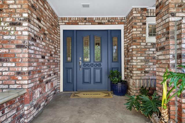 8420 W Fairoaks Rd, Tracy, CA 95304