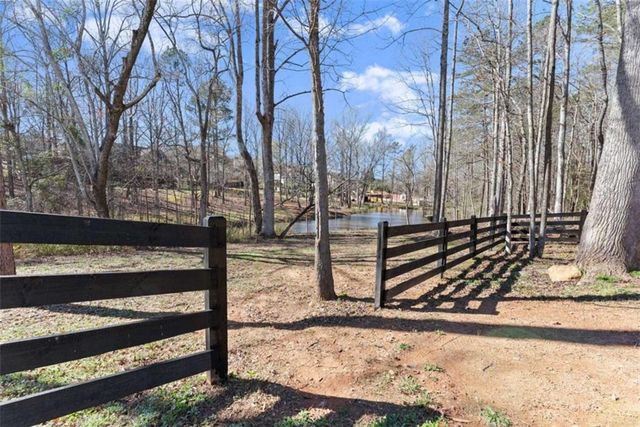 91 Marauder Way, Athens, GA 30607