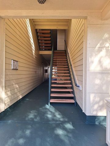 18387 BRIDLE CLUB 18387, Tampa, FL 33647