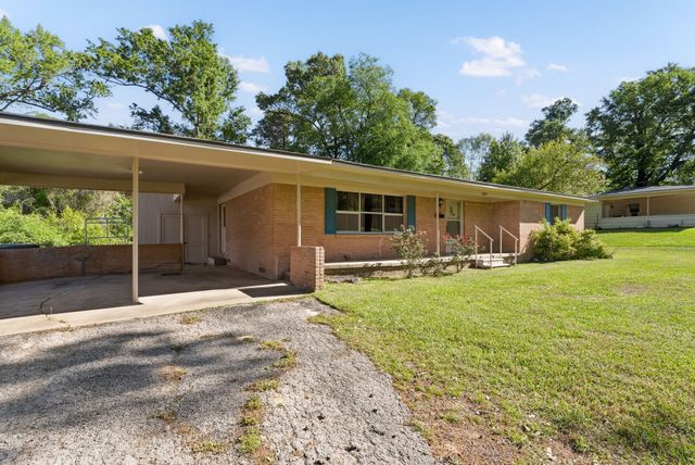 2800 Tanglewood Drive, Tyler, TX 75701