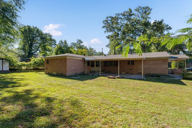2800 Tanglewood Drive, Tyler, TX 75701