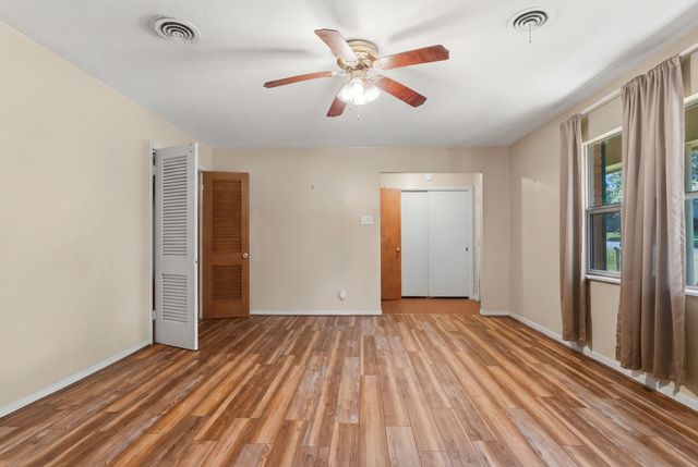 2800 Tanglewood Drive, Tyler, TX 75701