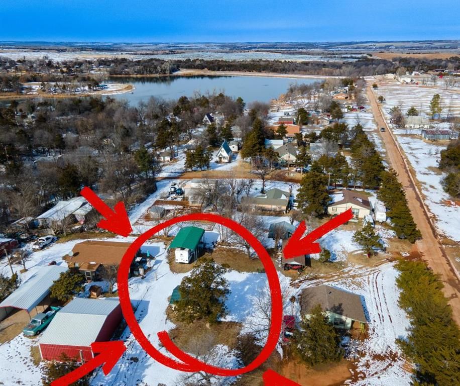 Image 2 of property listing at 21134 E Eighth Street, Hinton, OK 73047