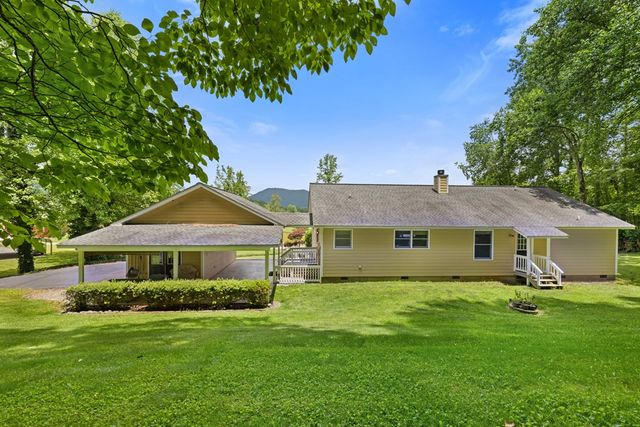 1451 Eagle Mountain Road, Hiawassee, GA 30546