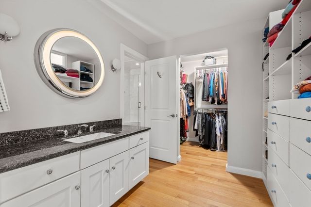 11 Constellation Wharf 11, Boston, MA 02129