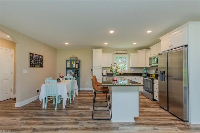 185 Broadway Road, Lexington, NC 27295