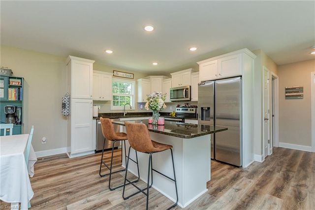 185 Broadway Road, Lexington, NC 27295
