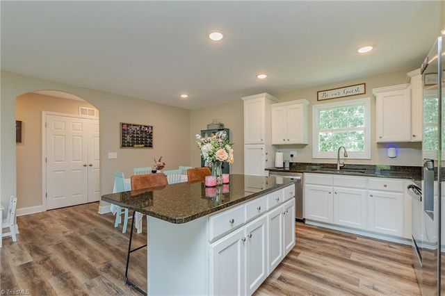 185 Broadway Road, Lexington, NC 27295