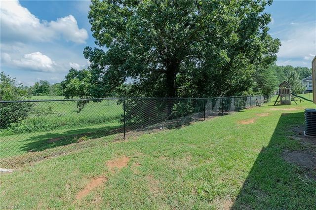185 Broadway Road, Lexington, NC 27295