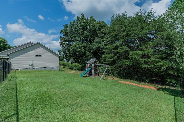 185 Broadway Road, Lexington, NC 27295