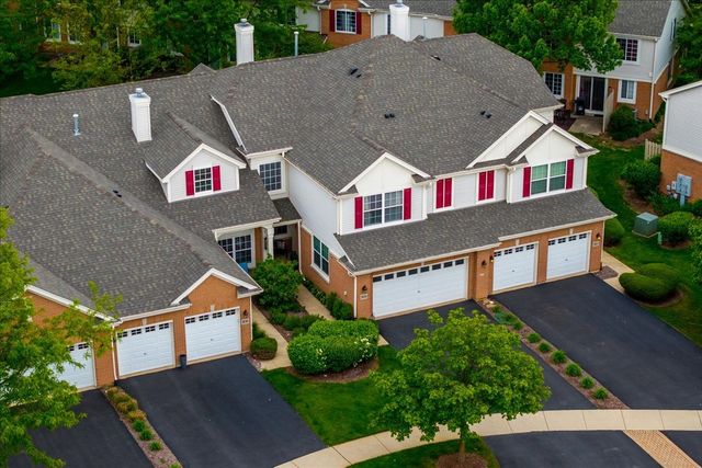 908 WINNERS CUP Court, Naperville, IL 60564