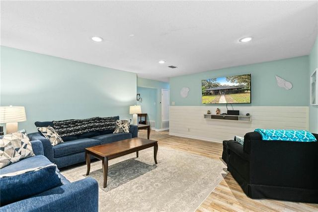 5007 Golfway Drive, Eight Mile, AL 36613