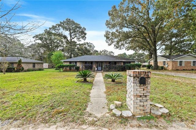 5007 Golfway Drive, Eight Mile, AL 36613