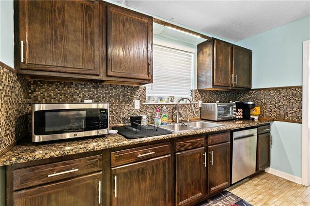 5007 Golfway Drive, Eight Mile, AL 36613