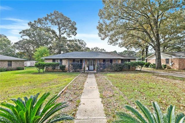 5007 Golfway Drive, Eight Mile, AL 36613