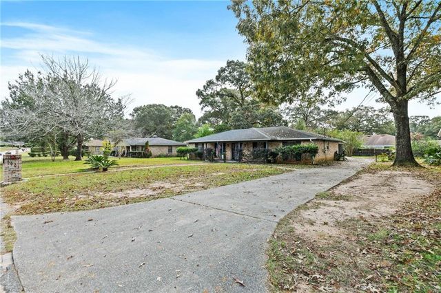 5007 Golfway Drive, Eight Mile, AL 36613