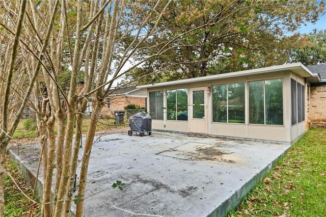 5007 Golfway Drive, Eight Mile, AL 36613