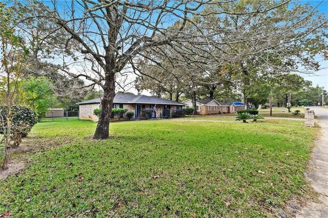 5007 Golfway Drive, Eight Mile, AL 36613