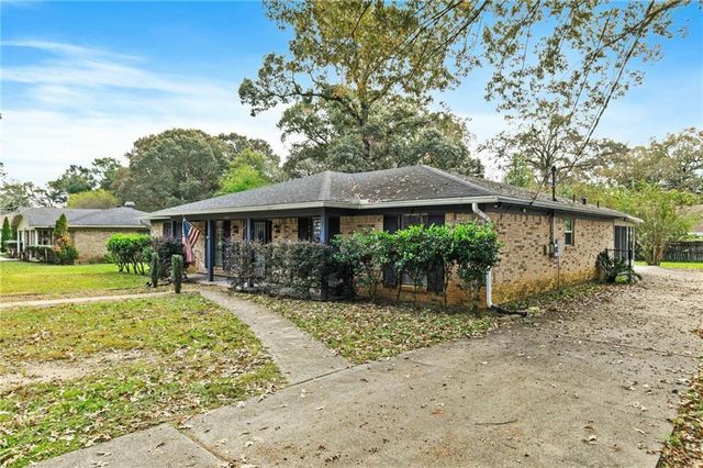 5007 Golfway Drive, Eight Mile, AL 36613