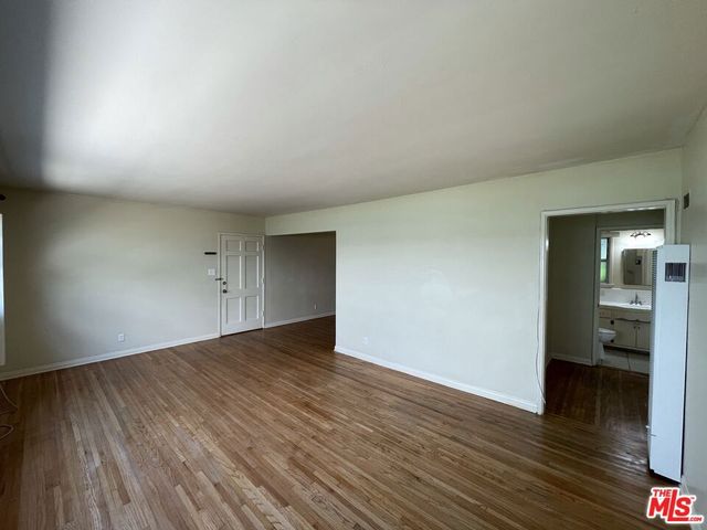 14940 Dickens St 1, Sherman Oaks, CA 91403