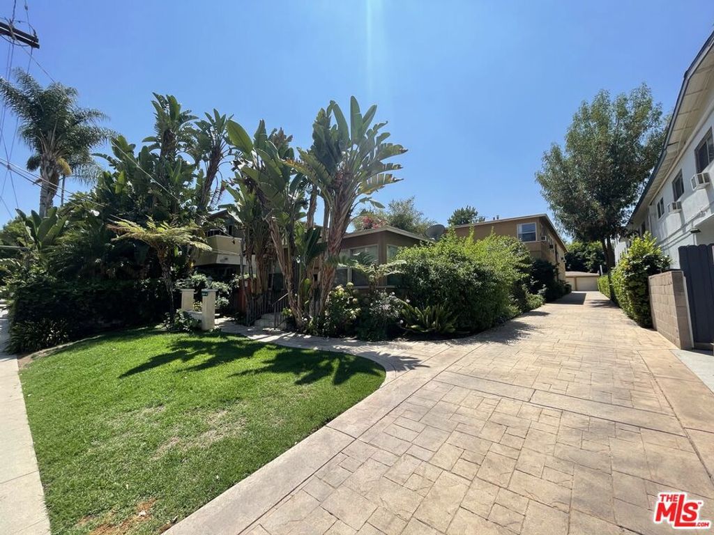 14940 Dickens St 1, Sherman Oaks, CA 91403